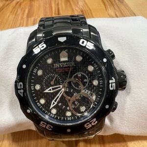 Men’s Gunmetal and Black Invicta Pro Diver